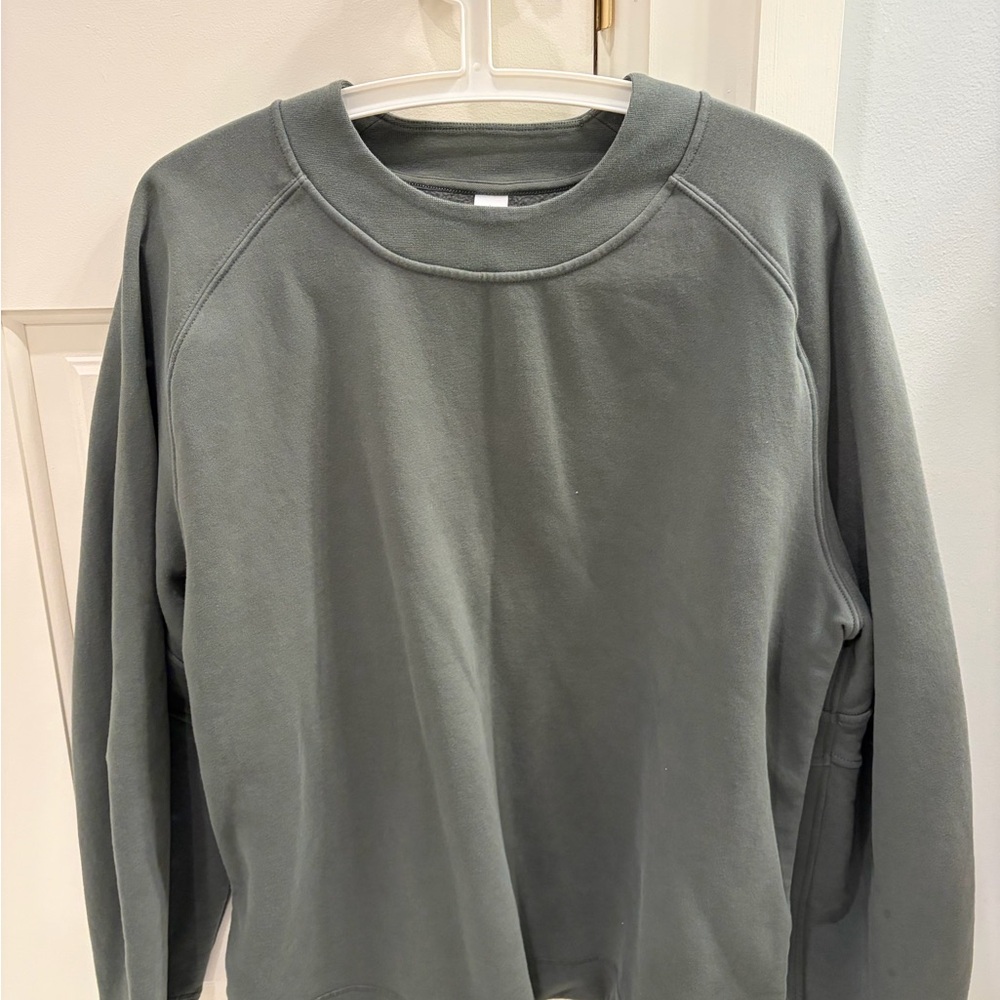 lululemon athletica Olive Green Pullover Crewneck